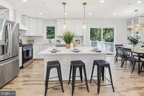 3 Belhaven Ct, Severna Park, MD 21146