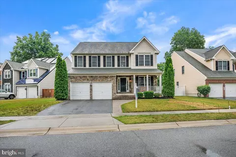 305 Howards Trust Ct, Glen Burnie, MD 21060