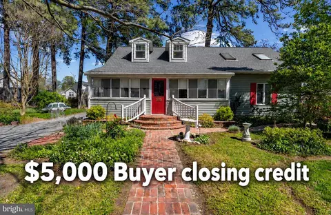 7007 Dover Ave, North Beach, MD 20714