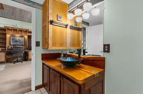 Bath - 7007 Dover Ave, North Beach, MD 20714 photo 2 of 3