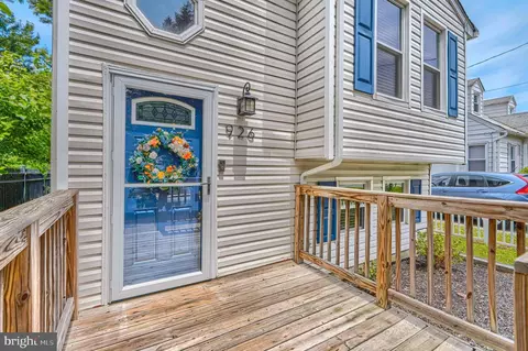 Exterior - 926 Central St, Annapolis, MD 21401 photo 2 of 9