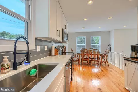 Kitchen - 926 Central St, Annapolis, MD 21401 photo 2 of 2