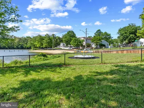 Exterior - 519 Highland Dr, Edgewater, MD 21037 photo 8 of 9