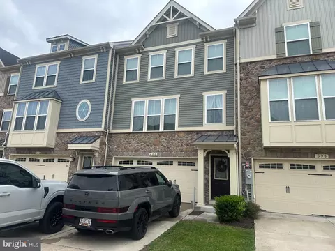 600 Fox River Hills Way, Glen Burnie, MD 21060