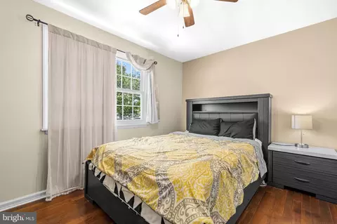 Bedroom - 236 Inlet Dr, Pasadena, MD 21122 photo 1 of 6