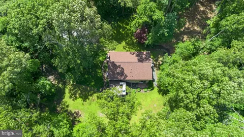 View/Area - 8250 Railroad Ave, Pasadena, MD 21122 photo 2 of 4
