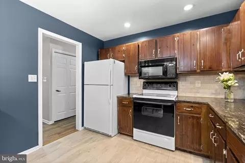 Other - 8250 Railroad Ave, Pasadena, MD 21122 photo 7 of 18