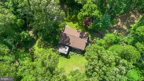 View/Area - 8250 Railroad Ave, Pasadena, MD 21122 photo 3 of 4