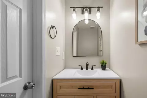 Bath - 7663 Sherlock Ct, Pasadena, MD 21122 photo 1 of 4