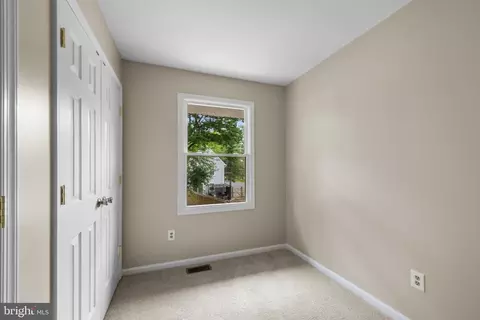 Bedroom - 7663 Sherlock Ct, Pasadena, MD 21122 photo 6 of 6