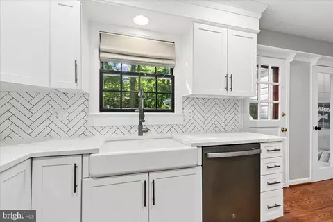 Kitchen - 2648 Ogleton Rd, Annapolis, MD 21403 photo 3 of 3