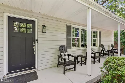 Exterior - 2648 Ogleton Rd, Annapolis, MD 21403 photo 6 of 12