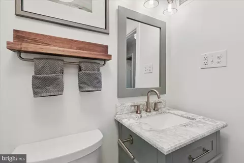 Bath - 2648 Ogleton Rd, Annapolis, MD 21403 photo 3 of 4