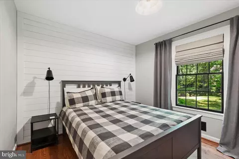 Bedroom - 2648 Ogleton Rd, Annapolis, MD 21403 photo 5 of 8