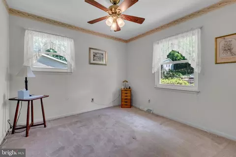 Bedroom - 1410 Mariner Dr, Arnold, MD 21012 photo 2 of 2