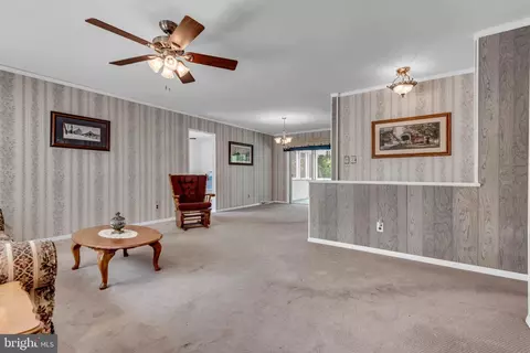 Living - 1410 Mariner Dr, Arnold, MD 21012 photo 1 of 3