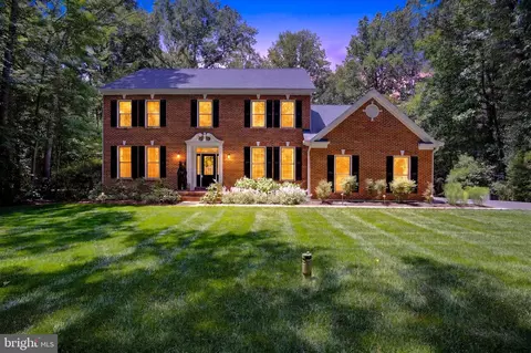 2322 Patuxent River Rd, Gambrills, MD 21054