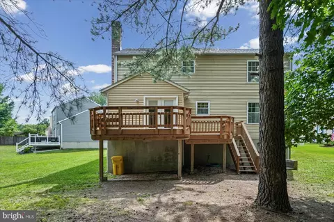 Exterior - 1227 Sedge Ct, Pasadena, MD 21122 photo 3 of 6