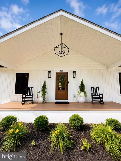 Exterior - 428 Royal Beach Rd, Pasadena, MD 21122 photo 17 of 17