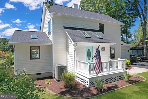 Exterior - 4958 Lerch Dr, Shady Side, MD 20764 photo 10 of 22