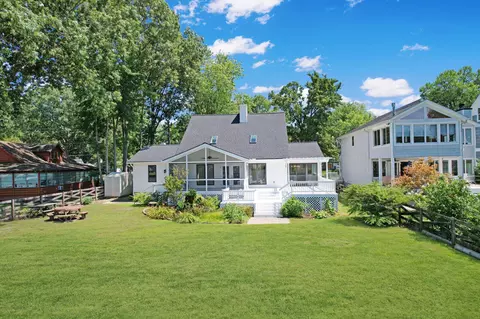 Exterior - 4958 Lerch Dr, Shady Side, MD 20764 photo 5 of 22