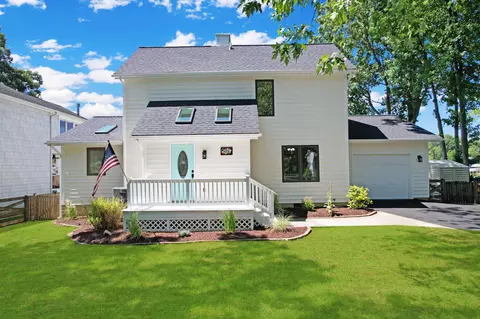 Exterior - 4958 Lerch Dr, Shady Side, MD 20764 photo 8 of 22