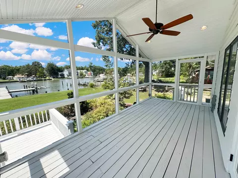 Exterior - 4958 Lerch Dr, Shady Side, MD 20764 photo 6 of 22