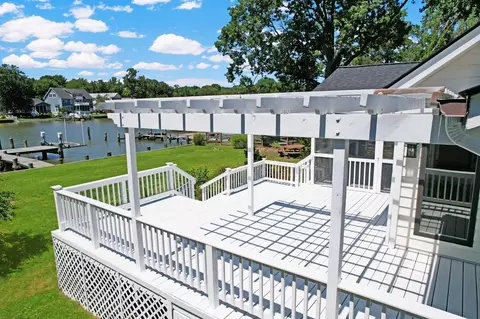 Exterior - 4958 Lerch Dr, Shady Side, MD 20764 photo 18 of 22