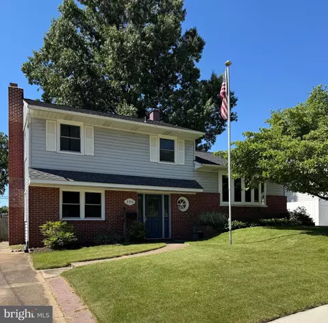 390 Phirne Rd W, Glen Burnie, MD 21061