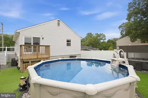 Exterior - 7803 Outing Ave, Pasadena, MD 21122 photo 5 of 5