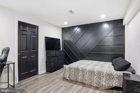 Bedroom - 7803 Outing Ave, Pasadena, MD 21122 photo 7 of 8