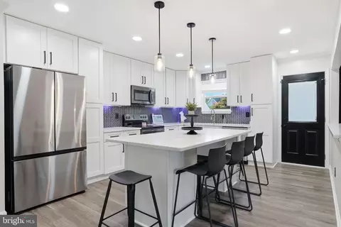 Kitchen - 7803 Outing Ave, Pasadena, MD 21122 photo 1 of 3