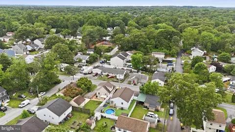 View/Area - 7803 Outing Ave, Pasadena, MD 21122 photo 3 of 8