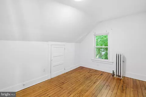 Bedroom - 87 Shipwright St, Annapolis, MD 21401 photo 4 of 8