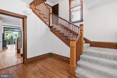 Entry Way - 87 Shipwright St, Annapolis, MD 21401 photo 3 of 6