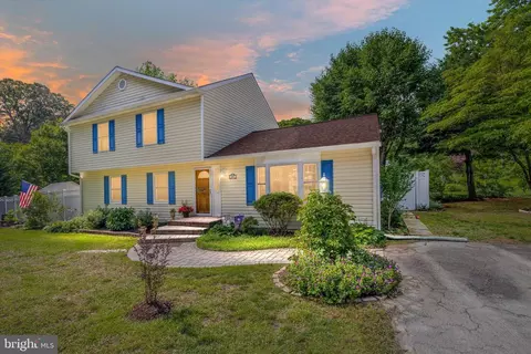 607 Amoss Rd, Severna Park, MD 21146