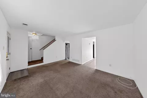 Entry Way - 1092 Brightleaf Ct, Arnold, MD 21012 photo 1 of 2