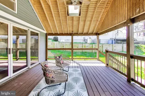 Exterior - 8014 Forest Glen Dr, Pasadena, MD 21122 photo 3 of 10