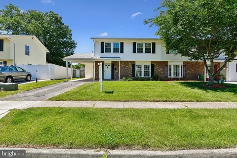 1335 Hallock Dr, Odenton, MD 21113