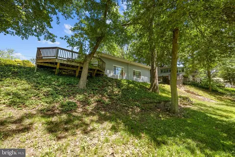 Exterior - 1262 Rock Hill Rd, Pasadena, MD 21122 photo 3 of 10