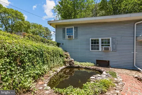 Exterior - 1262 Rock Hill Rd, Pasadena, MD 21122 photo 8 of 10