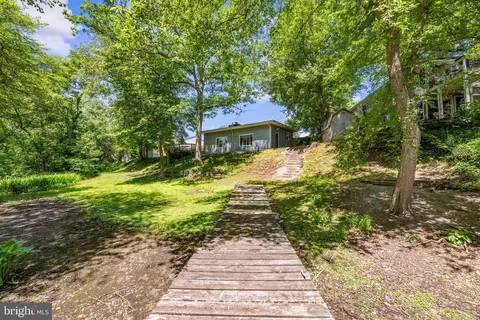 Exterior - 1262 Rock Hill Rd, Pasadena, MD 21122 photo 1 of 10