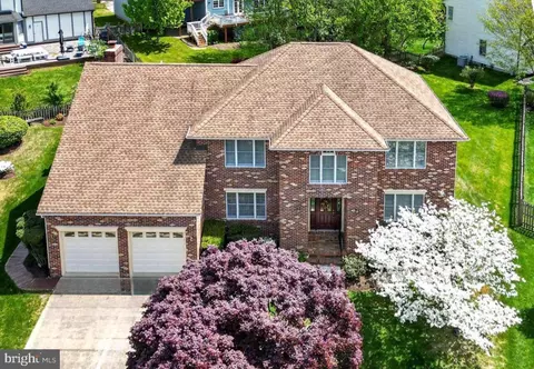 1303 Persimmontree Ct, Crofton, MD 21114