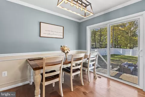 Dining - 7625 3rd St, Pasadena, MD 21122 photo 1 of 1