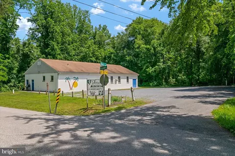 View/Area - 7625 3rd St, Pasadena, MD 21122 photo 5 of 5