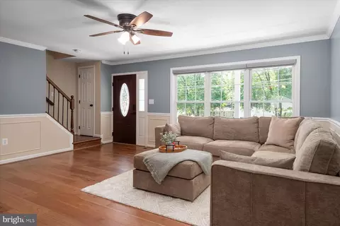 Living - 7625 3rd St, Pasadena, MD 21122 photo 2 of 3