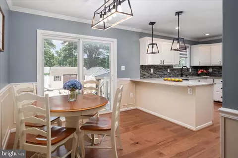 Dining - 7625 3rd St, Pasadena, MD 21122 photo 1 of 1
