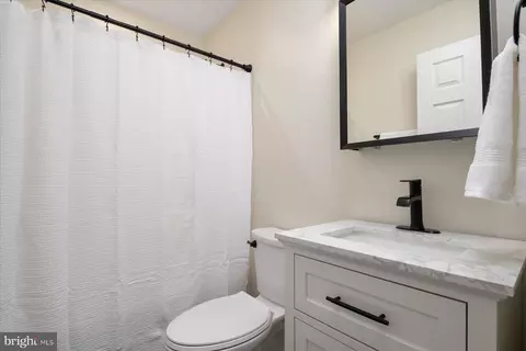 Bath - 7625 3rd St, Pasadena, MD 21122 photo 1 of 3