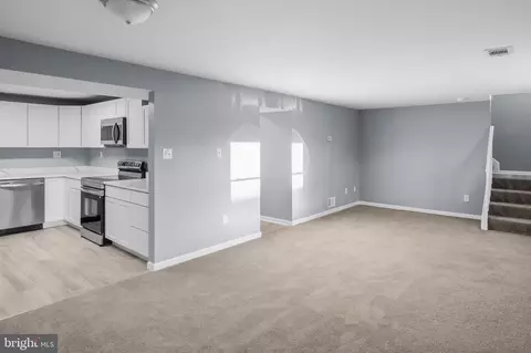 Living - 657 Chapelgate Dr, Odenton, MD 21113 photo 1 of 9