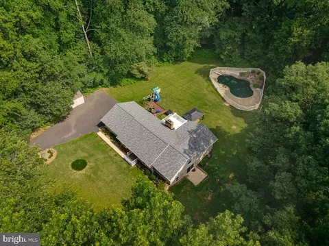 6521 Wilson Rd, Friendship, MD 20758